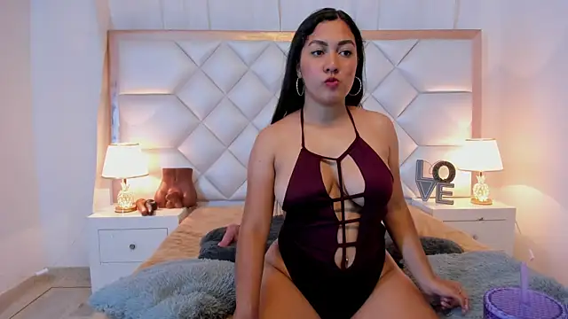 Snapshot of brittany069 chatting on October 25, 2025, 4:11 am brittany069 online show from October 25, 2025, 4:11 am