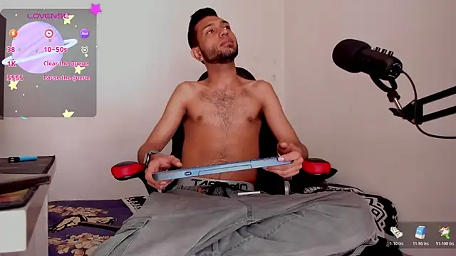 Aron Baylor online show from December 19, 2025, 4:53 pm