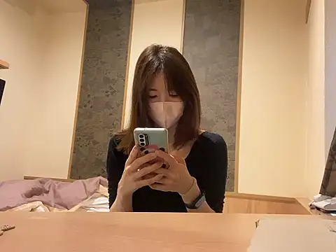 Love me Eri  online show from November 11, 2025, 11:20 pm