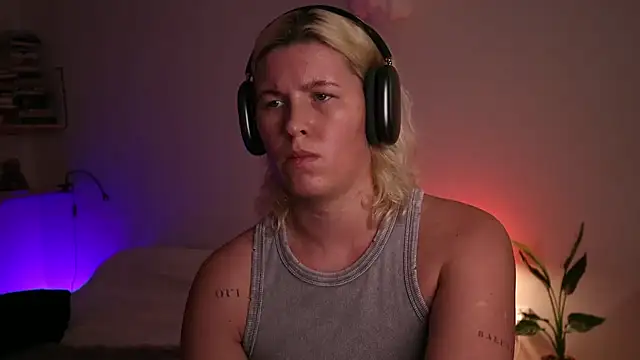 Snapshot of moonamii chatting on January 30, 2025, 9:04 pm moonamii online show from January 30, 2025, 9:04 pm