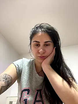 Snapshot of JenniferEdith chatting on December 18, 2025, 7:07 pm JenniferEdith online show from December 18, 2025, 7:07 pm