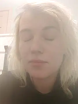 Snapshot of Linda_Gregory chatting on December 6, 2024, 7:59 am Linda Gregory online show from December 6, 2024, 7:59 am