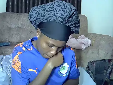 AurelAda online show from October 22, 2025, 10:19 pm