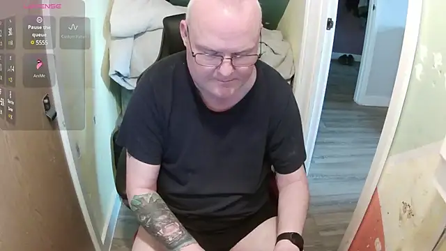 FriendlyDave online show from March 3, 2025, 7:24 am