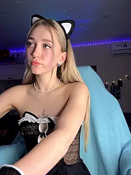 Good  Girl  online show from January 12, 2026, 7:31 pm