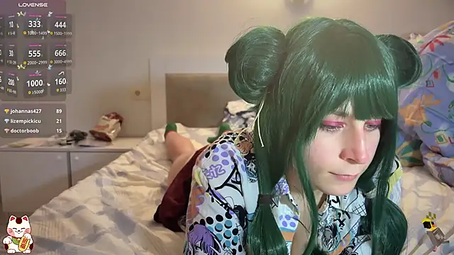 ShiroiFubuki online show from October 19, 2025, 5:05 pm