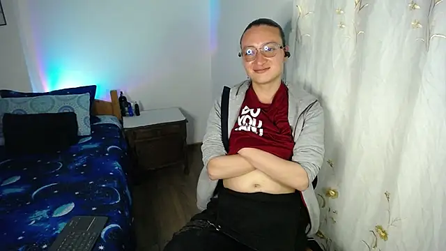 Snapshot of monkeywillwhite chatting on February 15, 2026, 5:52 am monkeywillwhite online show from February 15, 2026, 5:52 am