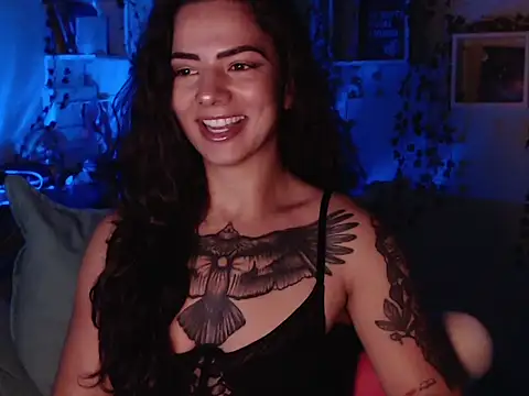 Snapshot of BeellyDance chatting on November 5, 2025, 10:29 am BeellyDance online show from November 5, 2025, 10:29 am