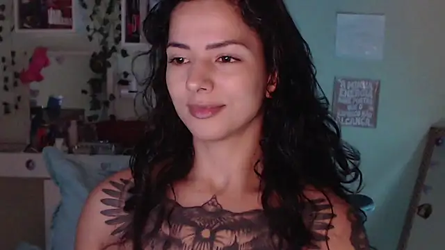 Snapshot of BeellyDance chatting on April 30, 2026, 12:45 pm BeellyDance online show from April 30, 2026, 12:45 pm