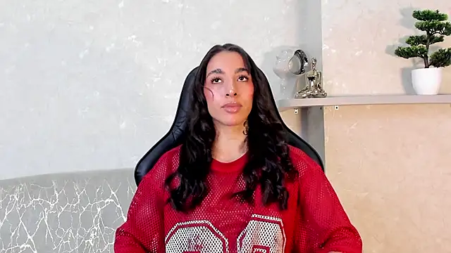 Snapshot of KAYLA_BATISTA chatting on July 18, 2026, 12:08 am KAYLA BATISTA online show from July 18, 2026, 12:08 am
