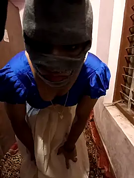 Snapshot of Mallu-Gayathri_Arun chatting on December 15, 2024, 5:31 pm Mallu-Gayathri Arun online show from December 15, 2024, 5:31 pm