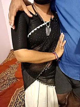 Snapshot of Mallu-Gayathri_Arun chatting on November 8, 2025, 1:25 pm Mallu-Gayathri Arun online show from November 8, 2025, 1:25 pm