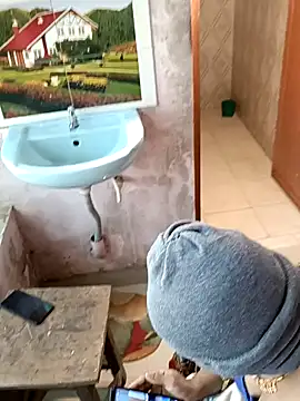 Snapshot of Mallu-Gayathri_Arun chatting on January 24, 2025, 6:46 am Mallu-Gayathri Arun online show from January 24, 2025, 6:46 am