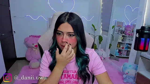 CuteDani  online show from March 2, 2026, 2:24 pm