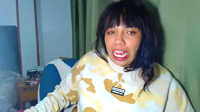 Snapshot of AmaraRoberts420 chatting on February 8, 2026, 1:36 am AmaraRoberts420 online show from February 8, 2026, 1:36 am