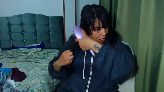 Snapshot of AmaraRoberts420 chatting on February 10, 2026, 12:20 am AmaraRoberts420 online show from February 10, 2026, 12:20 am