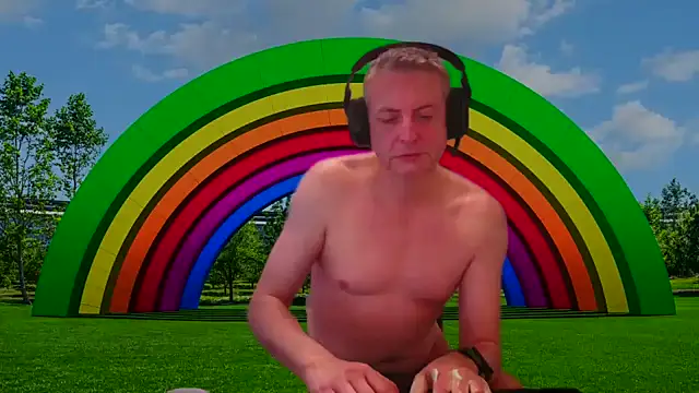 JulioMaximus online show from March 24, 2026, 6:30 pm