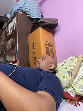 Snapshot of Dick_6inches chatting on October 21, 2025, 8:03 am Dick 6inches online show from October 21, 2025, 8:03 am