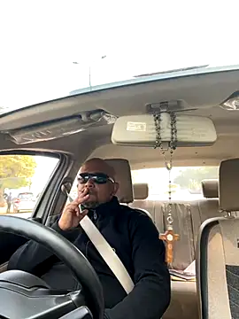 Snapshot of Dick_6inches chatting on December 2, 2025, 6:37 am Dick 6inches online show from December 2, 2025, 6:37 am