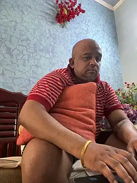 Snapshot of Dick_6inches chatting on July 17, 2026, 7:05 am Dick 6inches online show from July 17, 2026, 7:05 am