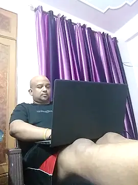 Snapshot of Dick_6inches chatting on September 10, 2025, 12:09 am Dick 6inches online show from September 10, 2025, 12:09 am