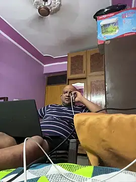 Snapshot of Dick_6inches chatting on May 8, 2026, 1:48 pm Dick 6inches online show from May 8, 2026, 1:48 pm