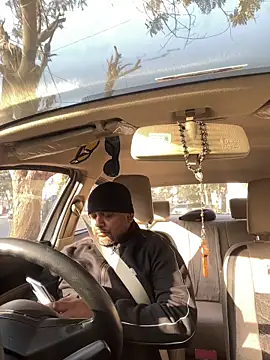 Snapshot of Dick_6inches chatting on February 6, 2026, 3:35 am Dick 6inches online show from February 6, 2026, 3:35 am