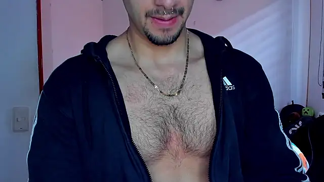 Snapshot of Tommy_Bred chatting on January 18, 2026, 4:10 pm Tommy Bred online show from January 18, 2026, 4:10 pm