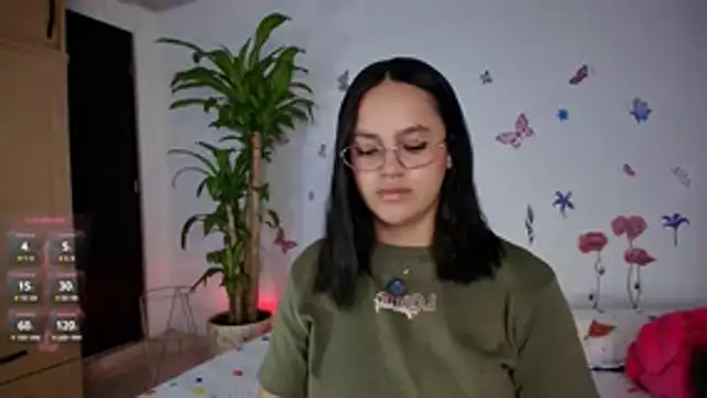 VICTORIABLACK xh online show from April 15, 2026, 8:42 pm