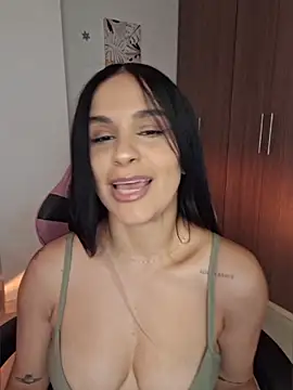 Snapshot of heyshaa chatting on March 21, 2026, 9:08 pm heyshaa online show from March 21, 2026, 9:08 pm