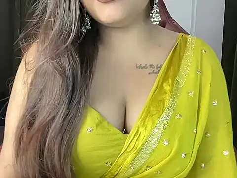 Snapshot of shanayaaa_1 chatting on May 7, 2026, 7:39 pm shanayaaa 1 online show from May 7, 2026, 7:39 pm