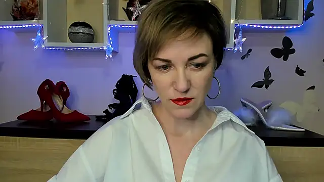 Snapshot of feliziaDesire chatting on February 15, 2025, 7:06 am feliziaDesire online show from February 15, 2025, 7:06 am
