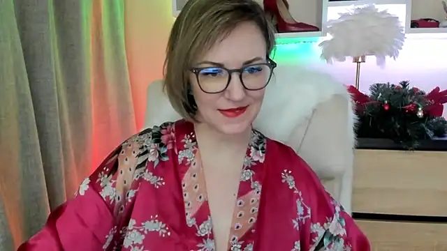 Snapshot of feliziaDesire chatting on January 6, 2026, 6:17 am feliziaDesire online show from January 6, 2026, 6:17 am