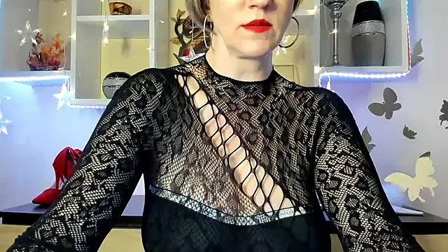 Snapshot of feliziaDesire chatting on February 27, 2025, 6:09 pm feliziaDesire online show from February 27, 2025, 6:09 pm