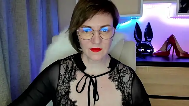 Snapshot of feliziaDesire chatting on February 23, 2026, 2:17 pm feliziaDesire online show from February 23, 2026, 2:17 pm