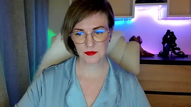 Snapshot of feliziaDesire chatting on February 10, 2026, 7:02 pm feliziaDesire online show from February 10, 2026, 7:02 pm