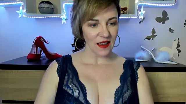 Snapshot of feliziaDesire chatting on March 5, 2025, 7:06 pm feliziaDesire online show from March 5, 2025, 7:06 pm