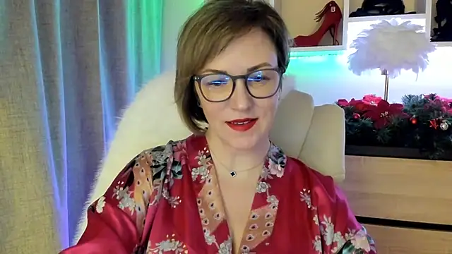 Snapshot of feliziaDesire chatting on December 21, 2025, 11:45 am feliziaDesire online show from December 21, 2025, 11:45 am