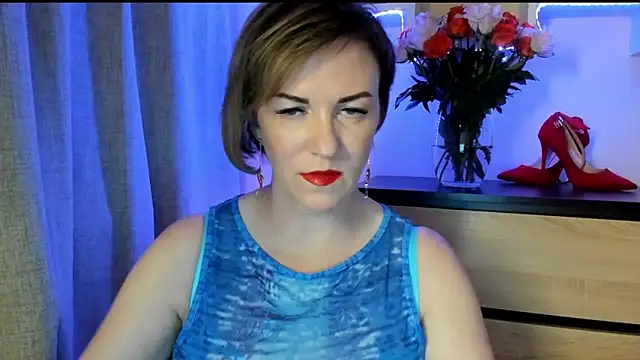 Snapshot of feliziaDesire chatting on September 10, 2025, 12:48 pm feliziaDesire online show from September 10, 2025, 12:48 pm