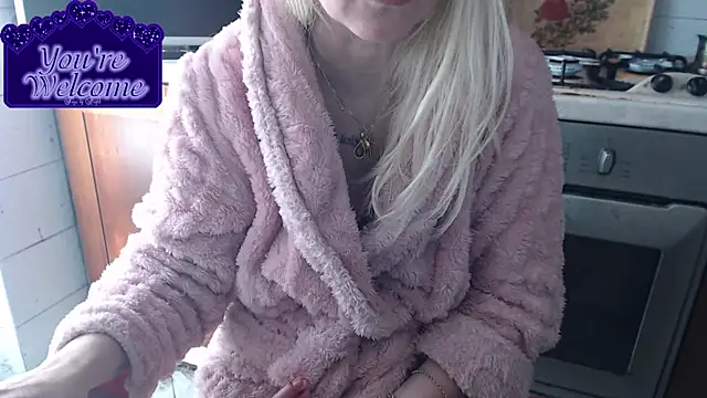 Snapshot of martachatte chatting on February 5, 2026, 9:16 am martachatte online show from February 5, 2026, 9:16 am