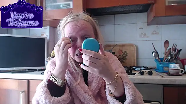 Snapshot of martachatte chatting on February 23, 2026, 9:10 am martachatte online show from February 23, 2026, 9:10 am