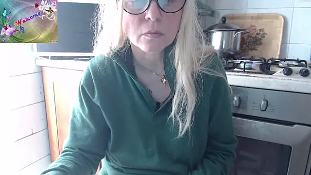 martachatte online show from November 14, 2025, 9:13 am