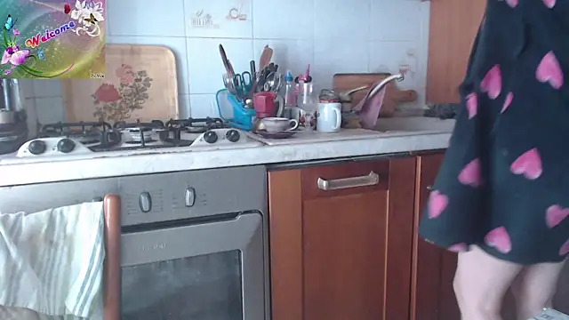 martachatte online show from October 4, 2025, 9:22 am