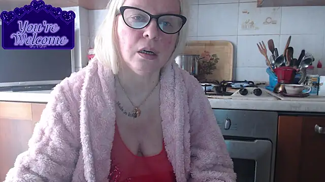 martachatte online show from April 3, 2026, 7:26 am