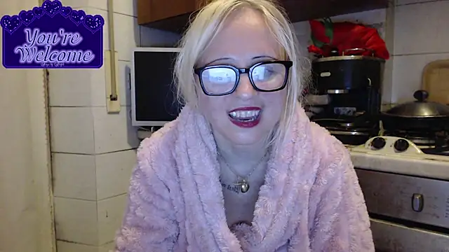 Snapshot of martachatte chatting on February 19, 2026, 9:12 pm martachatte online show from February 19, 2026, 9:12 pm