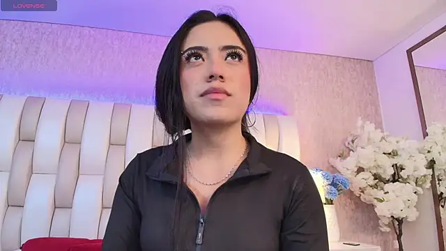 Snapshot of Rebeca_jones chatting on March 11, 2025, 1:34 pm Rebeca jones online show from March 11, 2025, 1:34 pm
