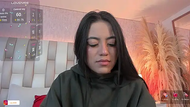 Snapshot of Rebeca_jones chatting on April 23, 2026, 12:29 pm Rebeca jones online show from April 23, 2026, 12:29 pm