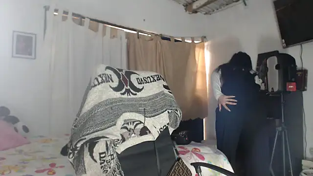 Snapshot of xx_nath_xx chatting on September 17, 2025, 8:11 pm xx nath xx online show from September 17, 2025, 8:11 pm