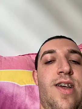 strange6696 online show from December 31, 2024, 9:21 am