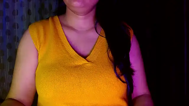 janifer001 online show from January 9, 2026, 11:22 pm